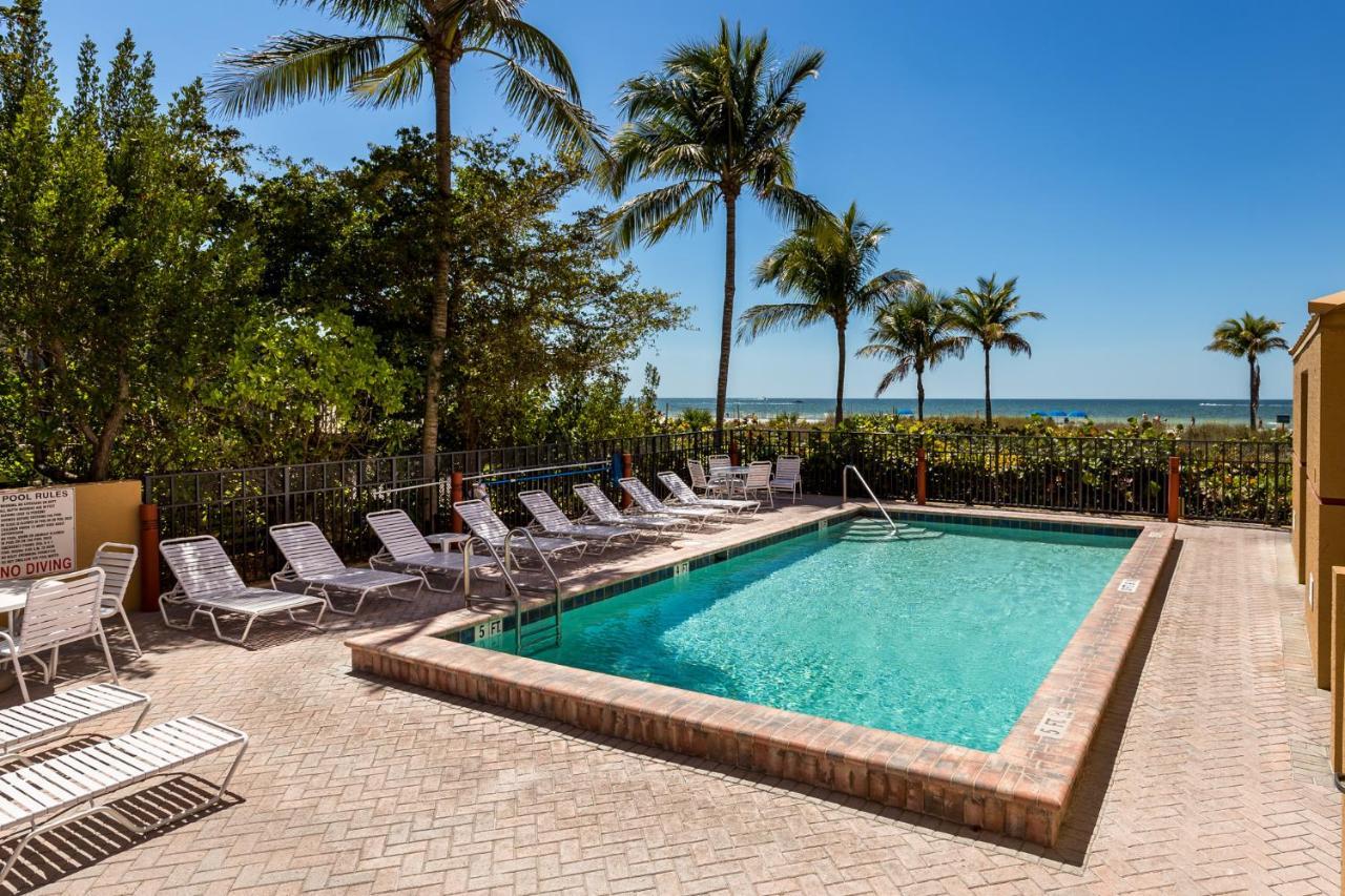 Estero Island Beach Villas 204 Fort Myers Beach Eksteriør billede